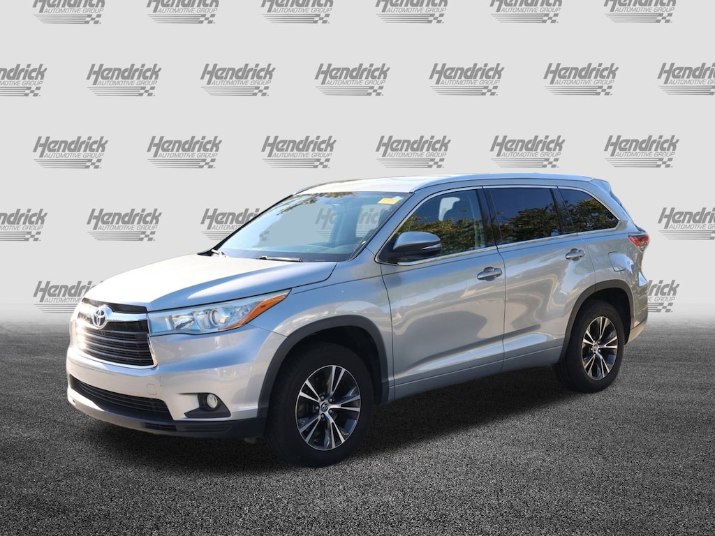 Used 2016 Toyota Highlander XLE SUV