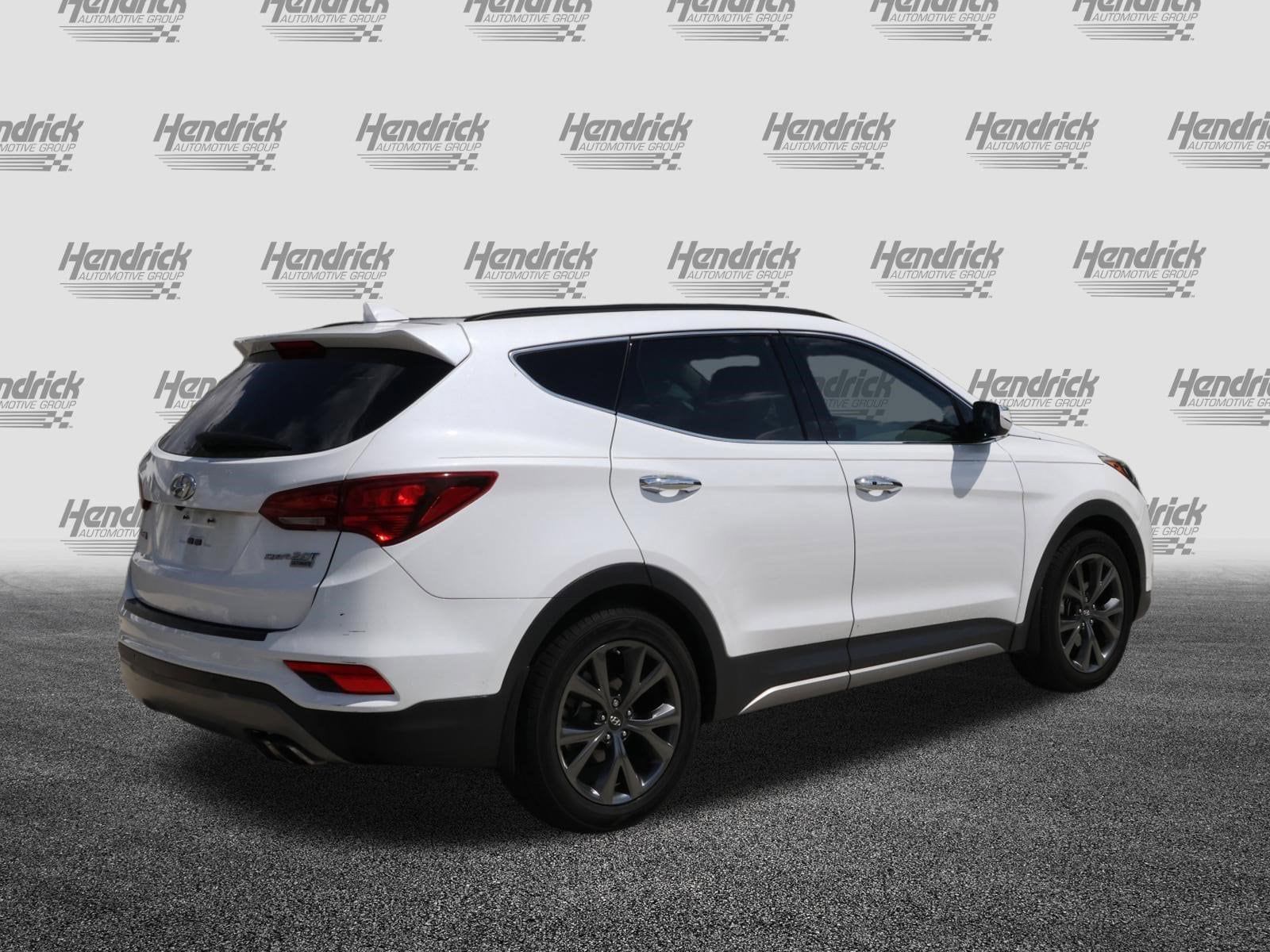 2017 Hyundai Santa Fe Sport 2.0T Ultimate photo 3