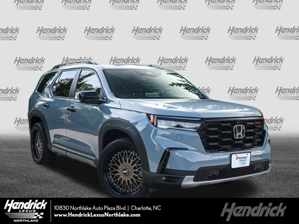 Used 2024 Honda Pilot TrailSport SUV