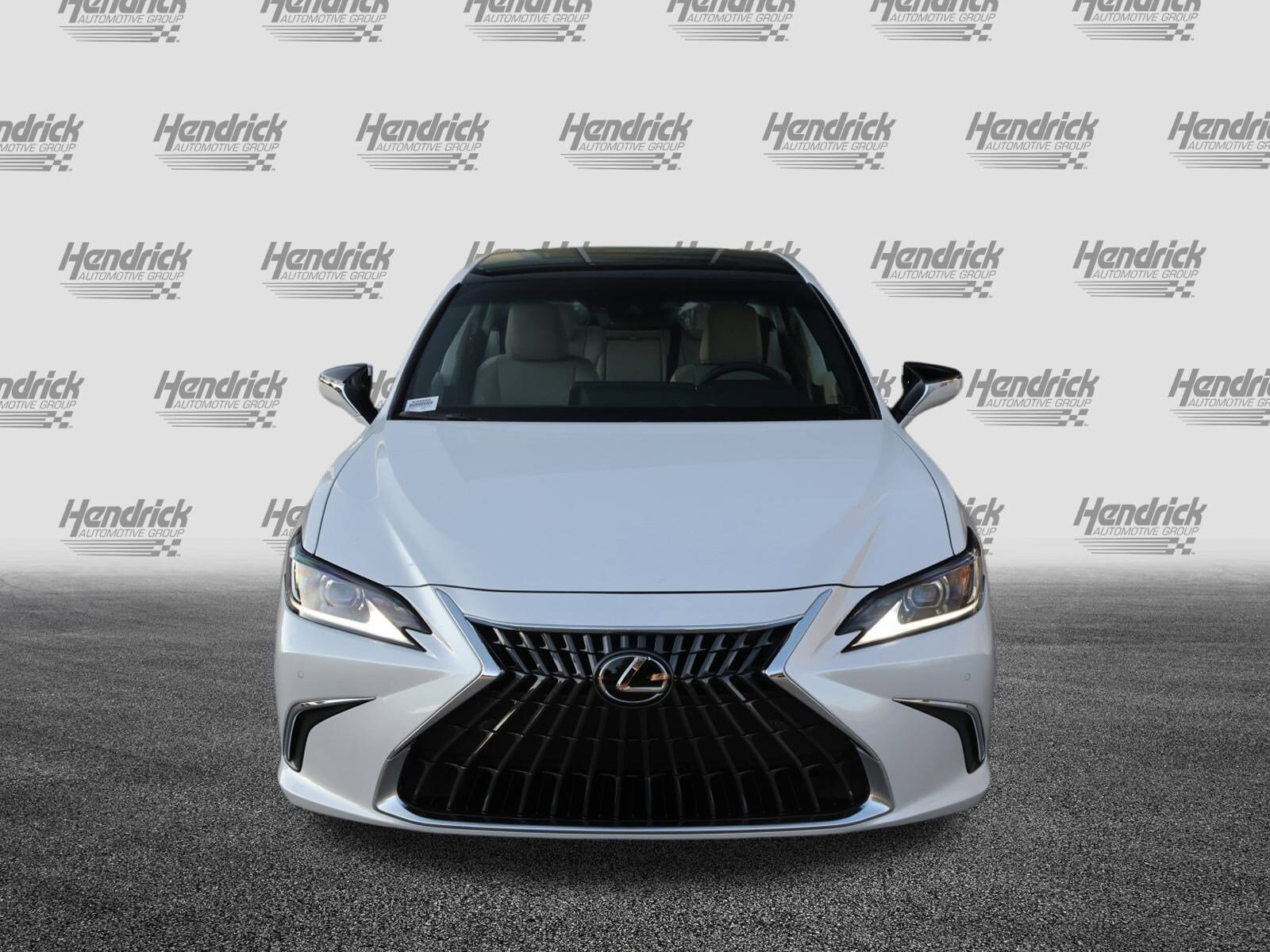 2025 Lexus ES 350 photo 2