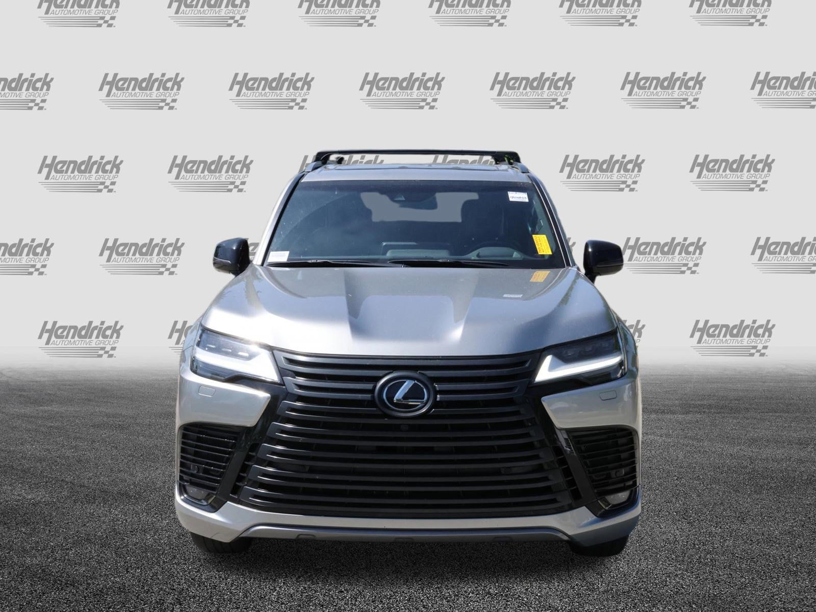 2022 LEXUS LX 600 Luxury photo 2