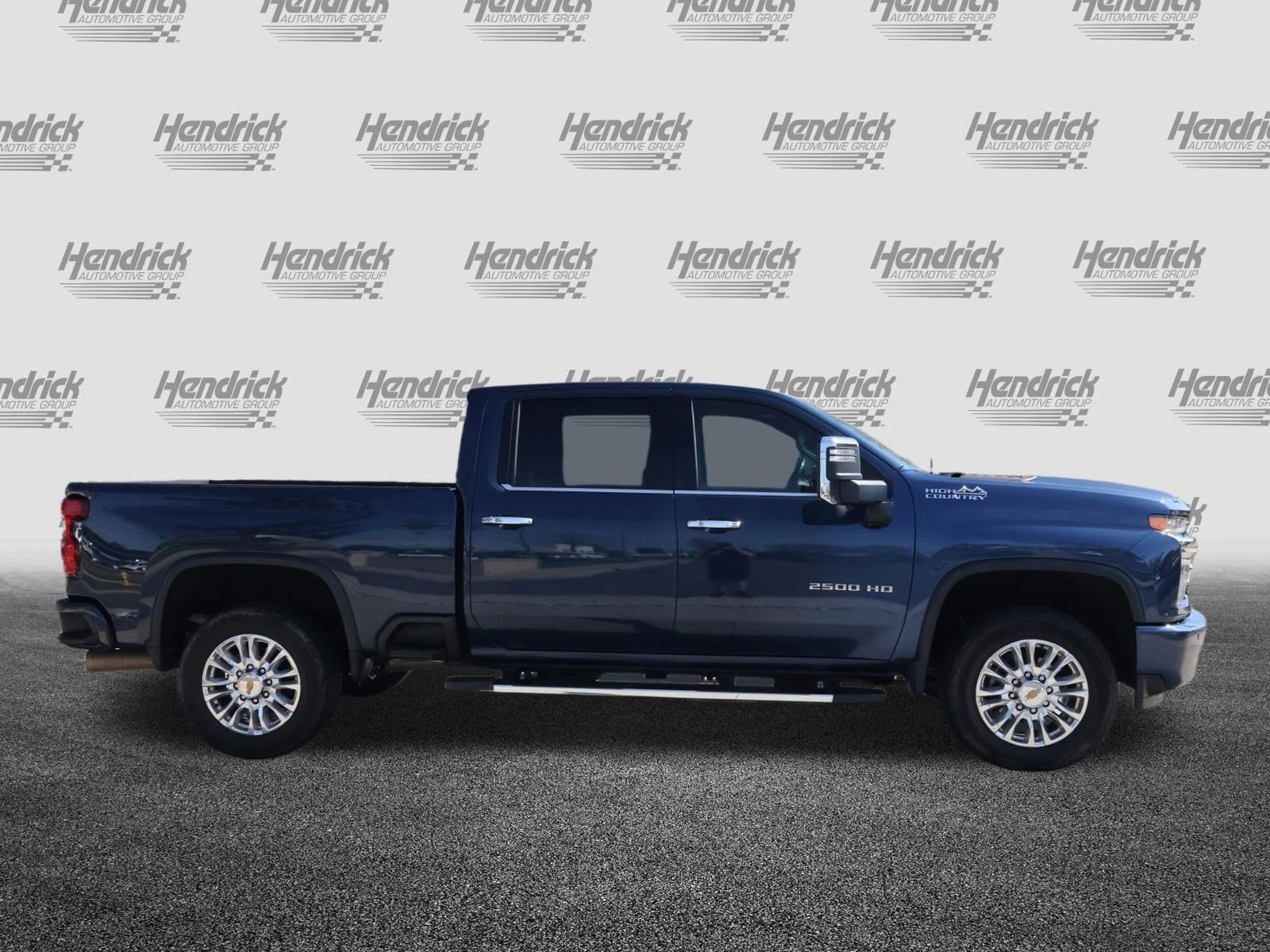 2023 Chevrolet Silverado 2500HD High Country photo 3