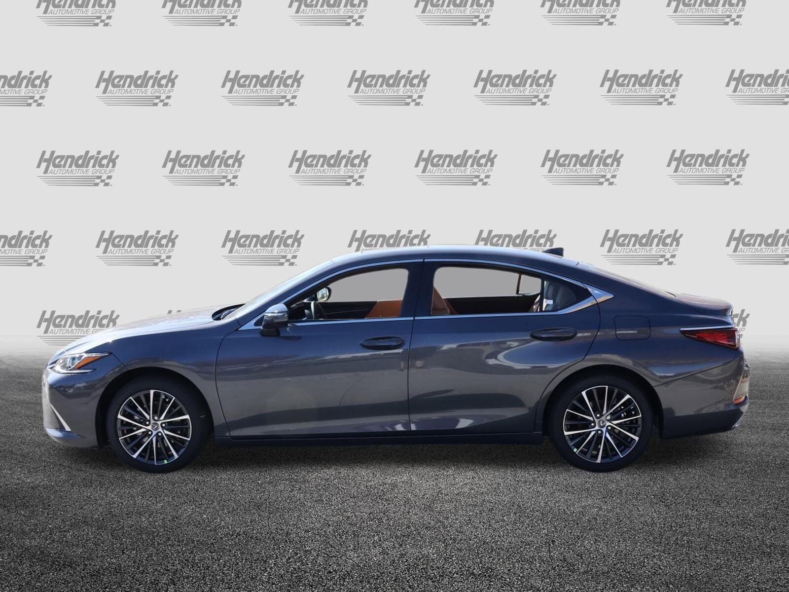 2025 Lexus ES 350 photo 2