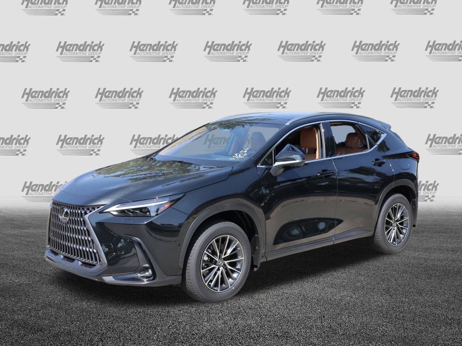 2026 Lexus NX 350h Luxury photo 2