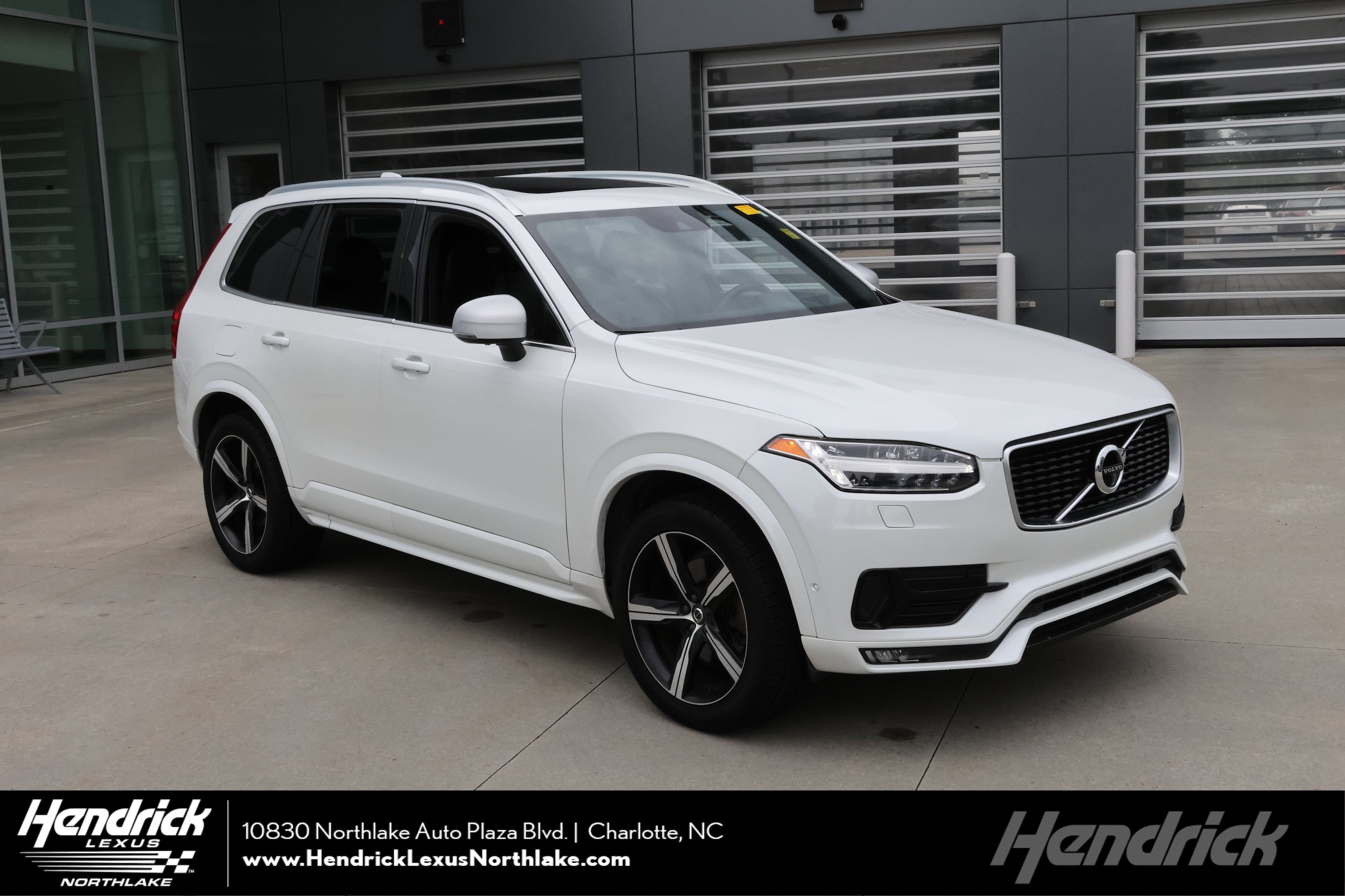 2019 Volvo XC90 T6 R-Design AWD's photo