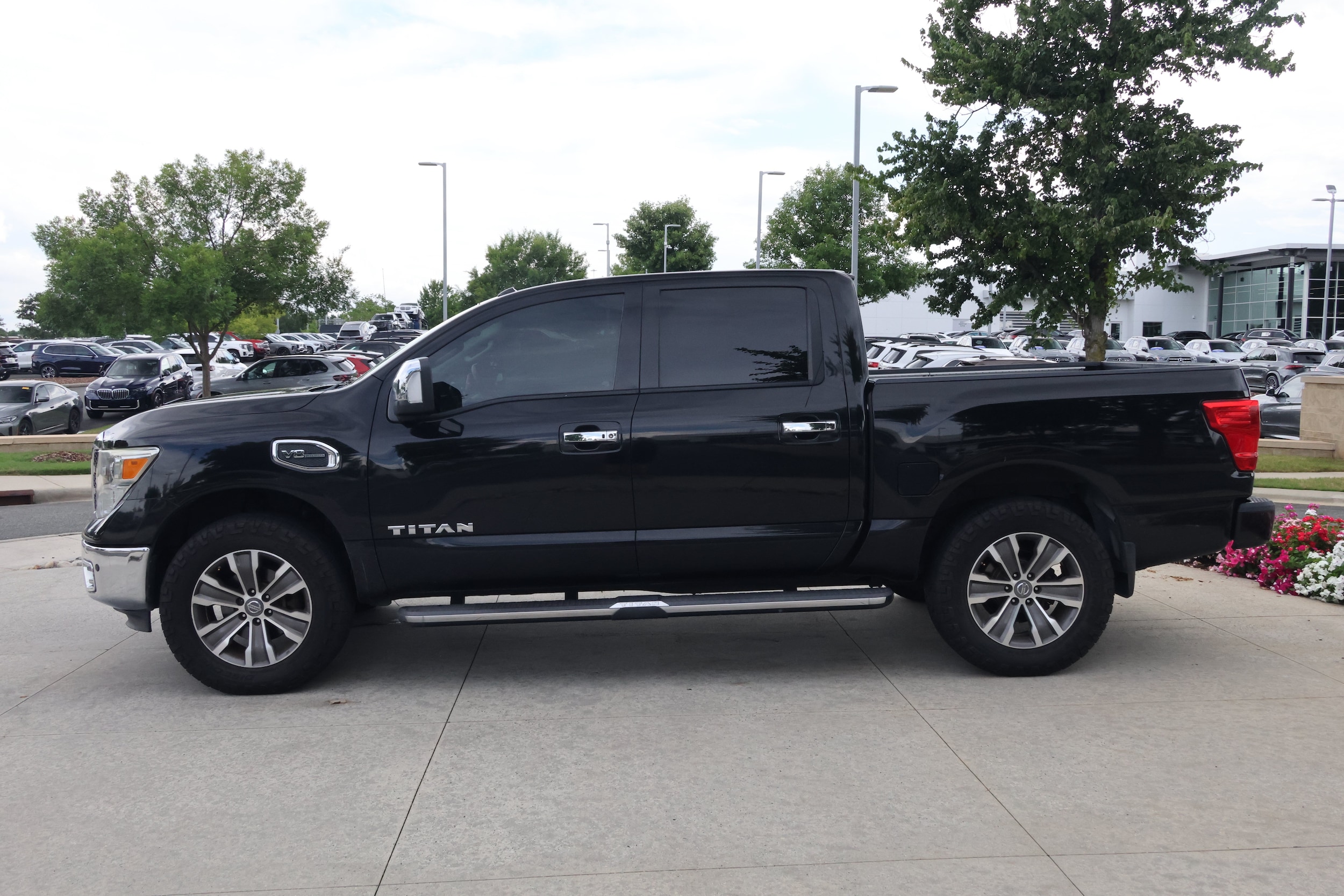 Nissan Titan SL 4x4 Crew Cab