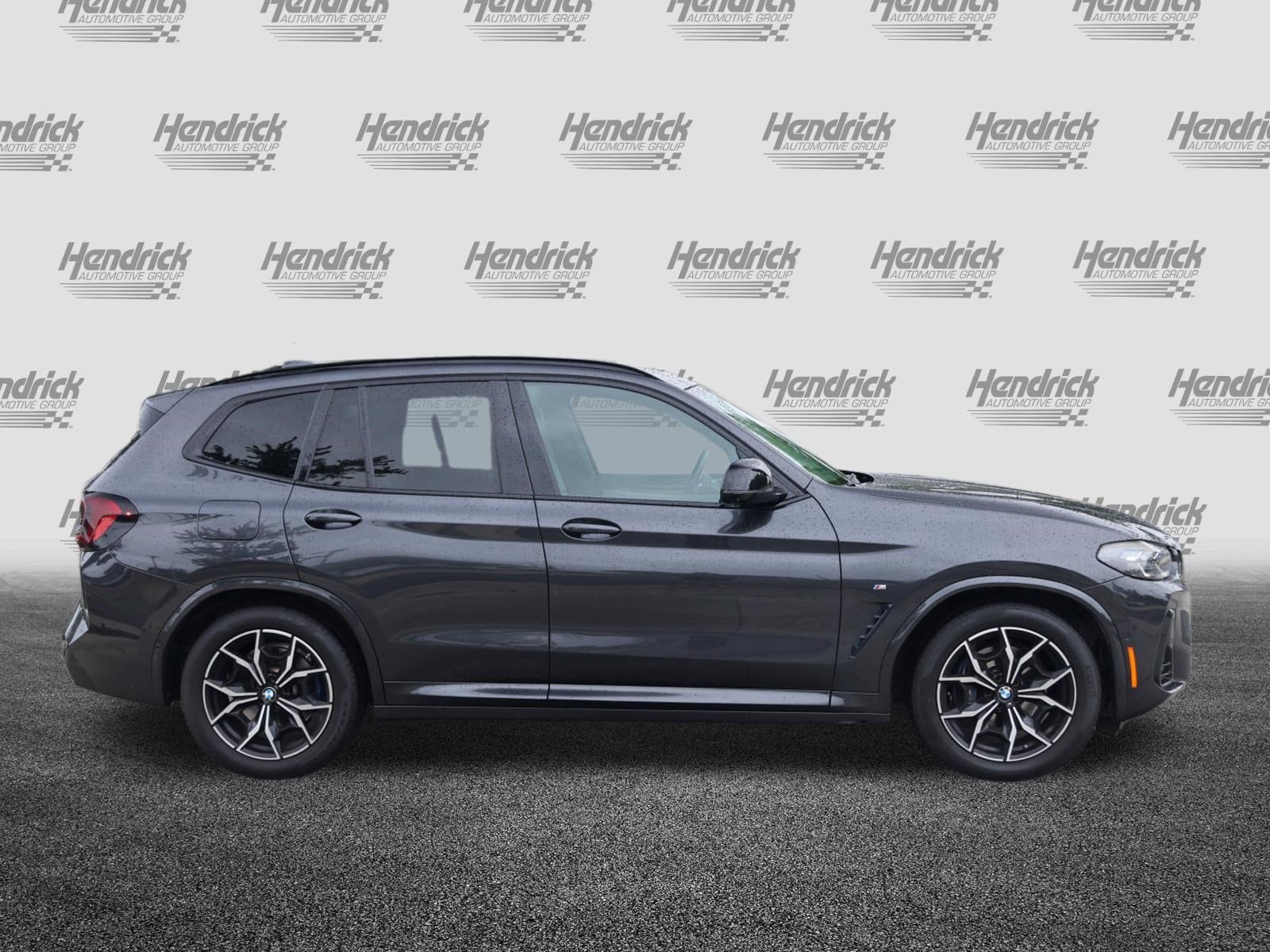 2022 BMW X3 M40i photo 3