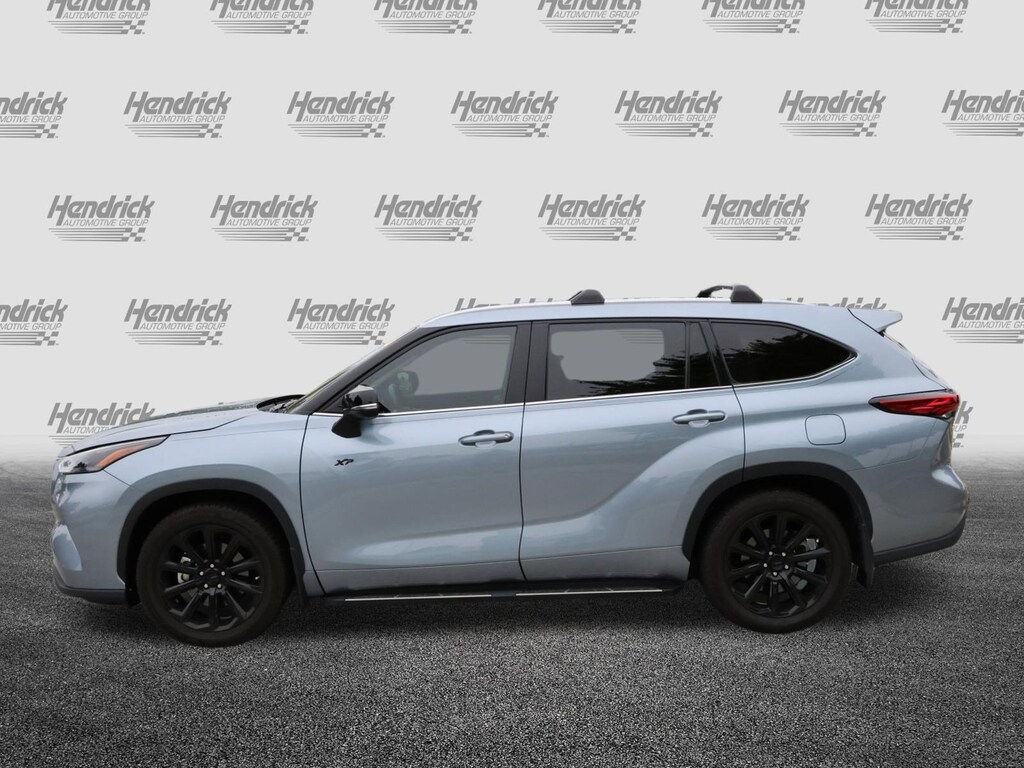 Used 2022 Toyota Highlander XLE SUV