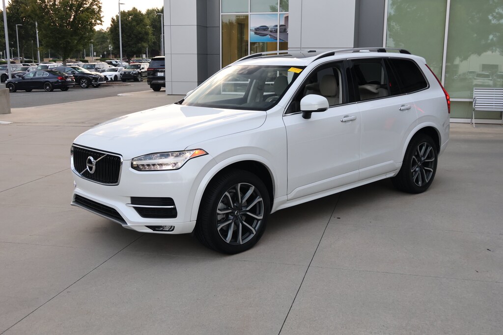 Used 2019 Volvo XC90 Momentum SUV
