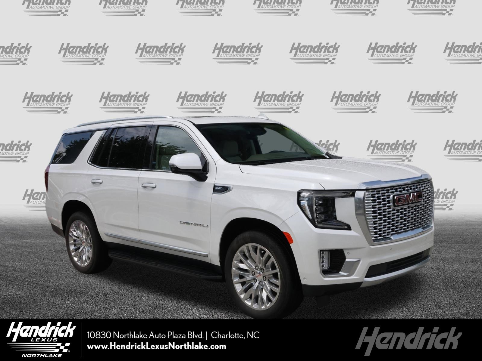 2024 GMC Yukon 4WD Denali's photo