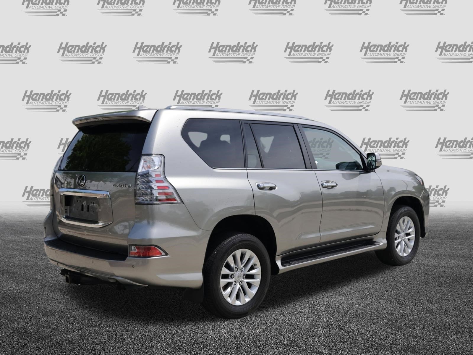 2023 LEXUS GX 460 Premium photo 6