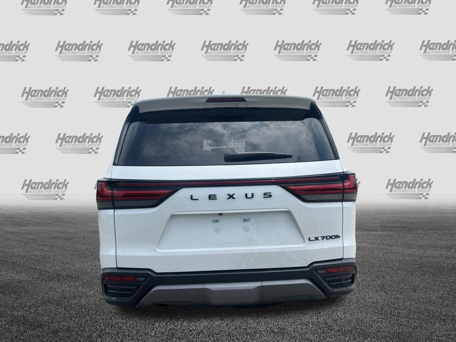 2025 LEXUS LX 700h 700h Luxury