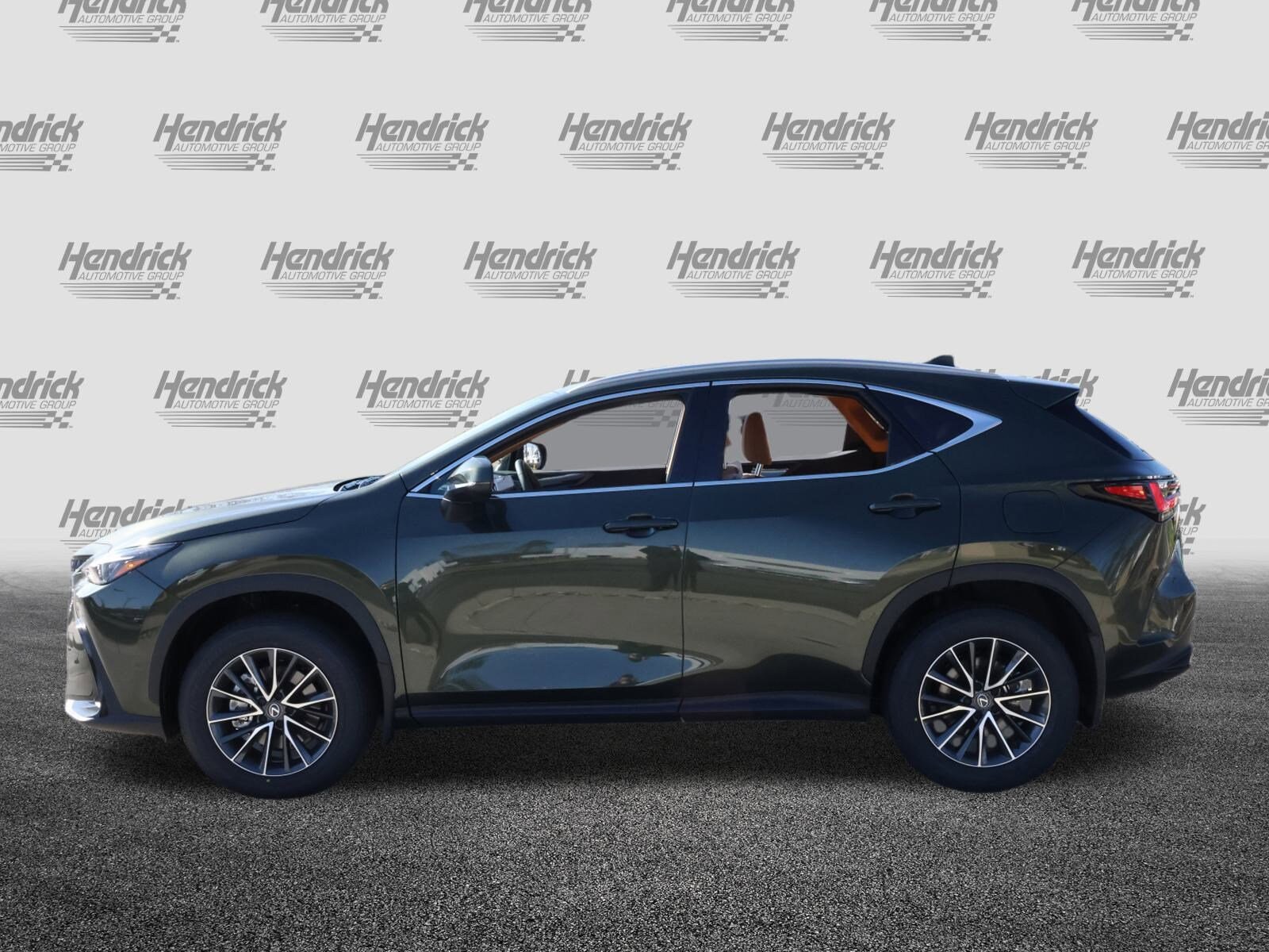2026 Lexus NX 350 Premium photo 4