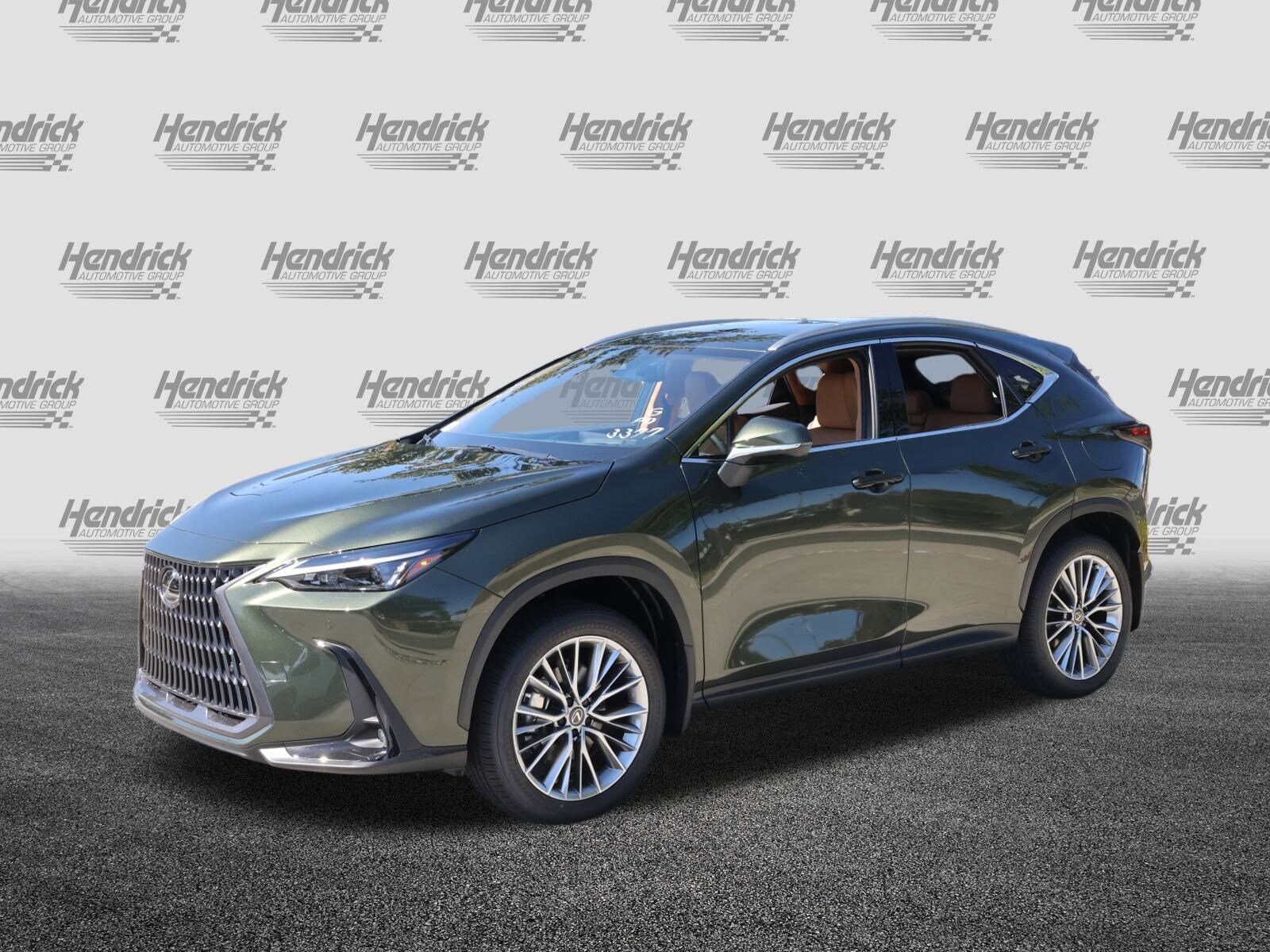 2026 Lexus NX 350h Premium photo 4
