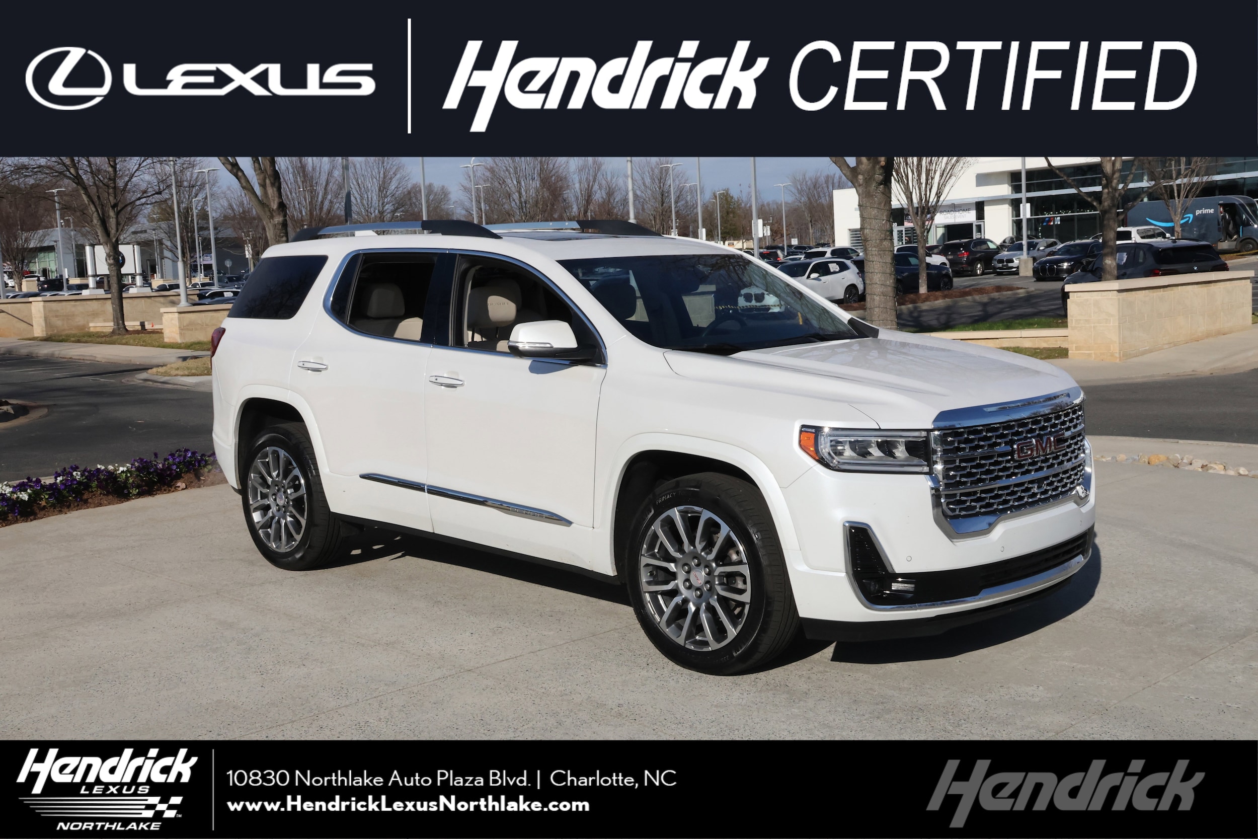 2023 GMC Acadia Denali's photo