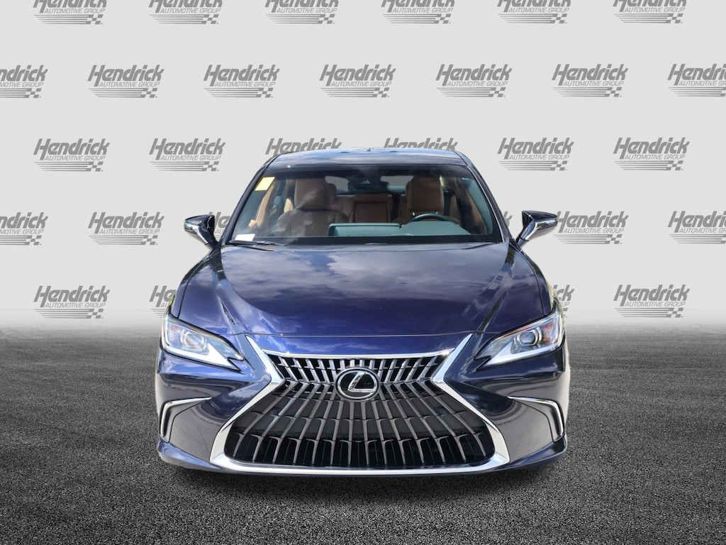 Used 2025 Lexus ES 350 Sedan