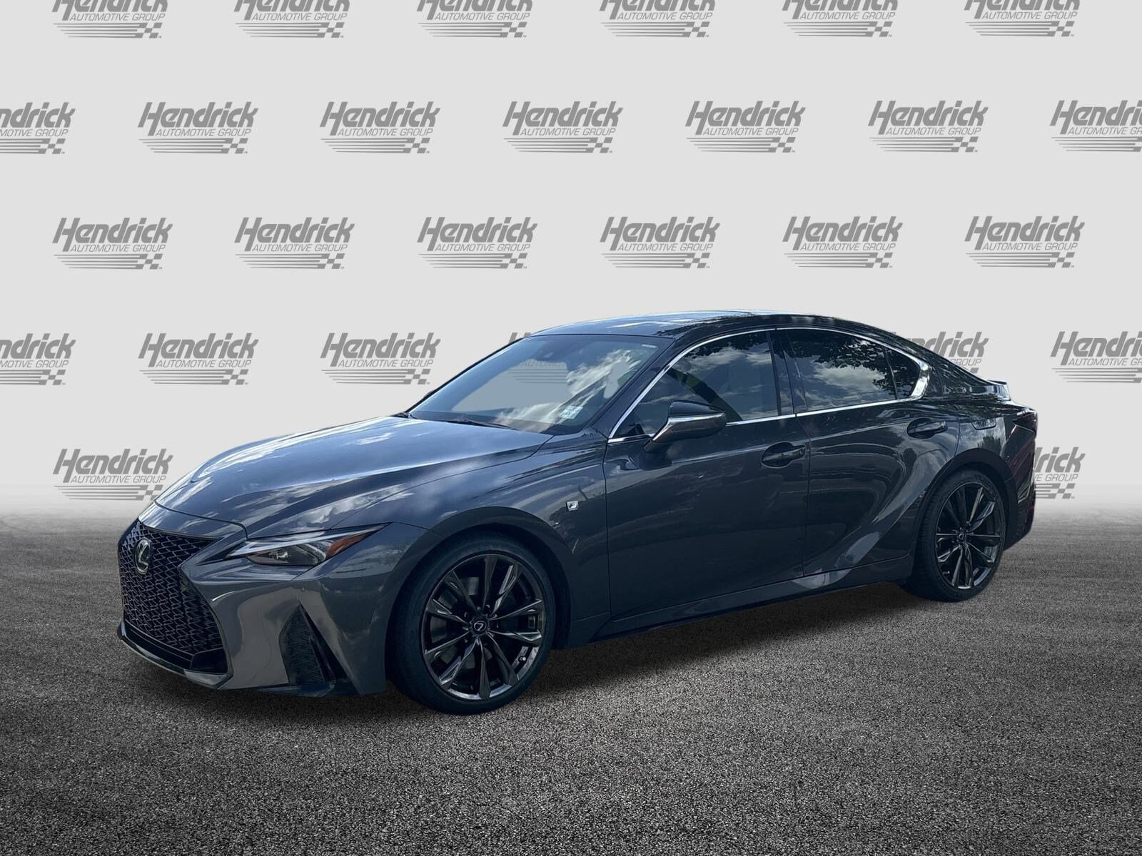 2022 Lexus IS 350 F SPORT photo 4