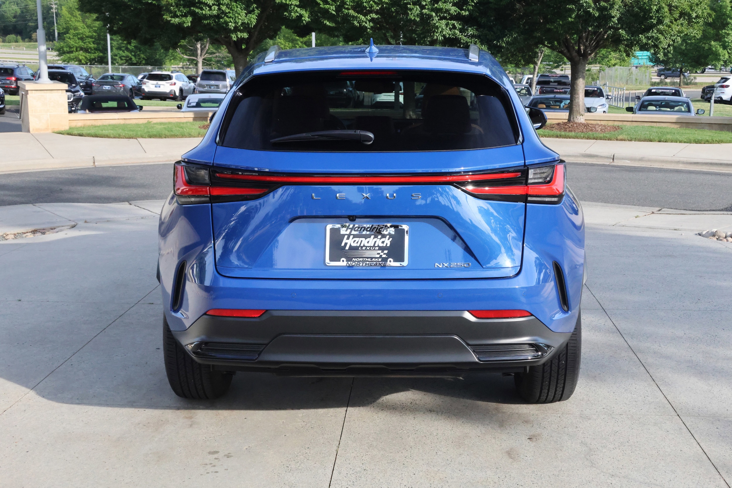 2025 LEXUS NX 250 Premium photo 5