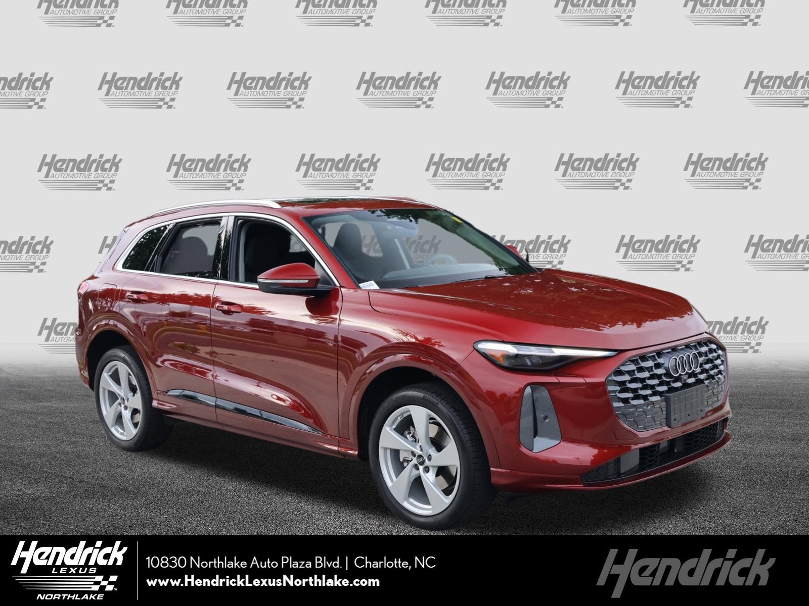 2025 Audi Q5 40 Premium Plus's photo