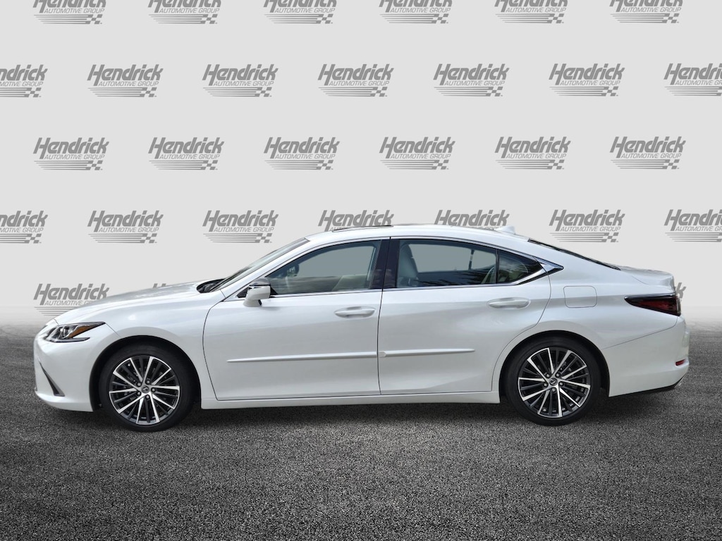 Used 2025 Lexus ES 350 Sedan