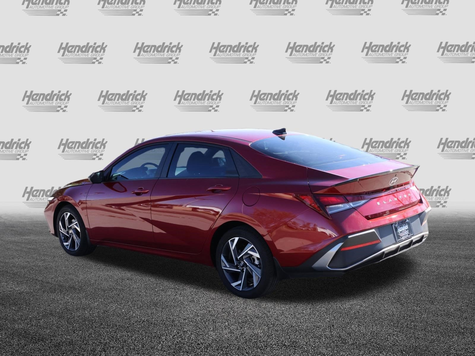2025 Hyundai Elantra SEL Sport photo 5