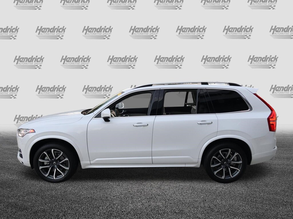 Used 2019 Volvo XC90 Momentum SUV