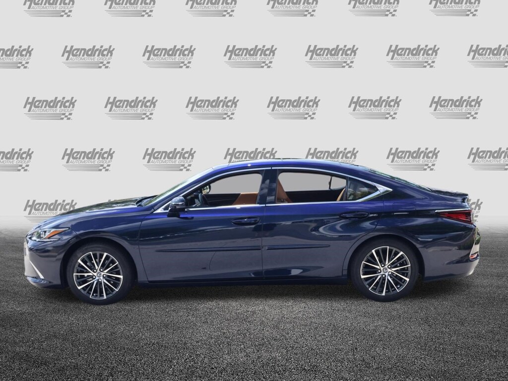 Used 2025 Lexus ES 350 Sedan