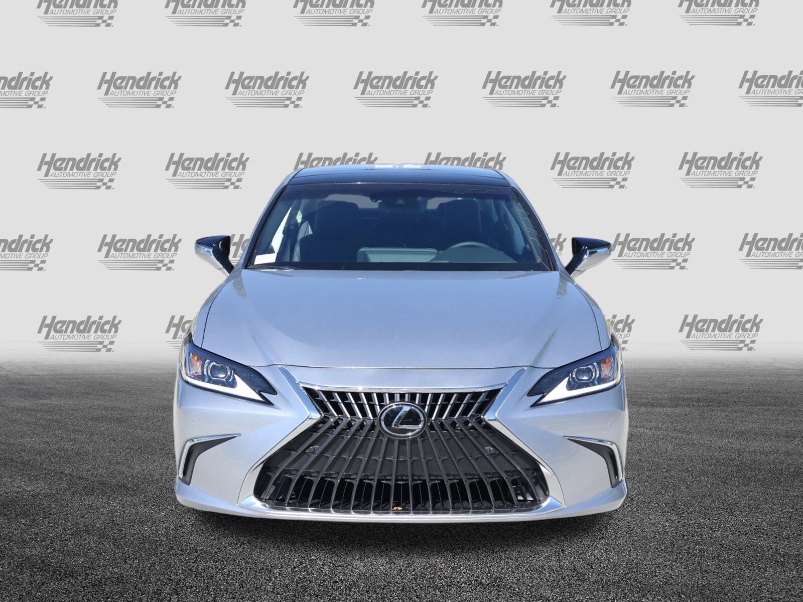 2025 Lexus ES 350 photo 2