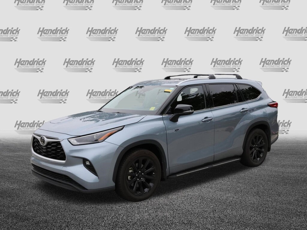 Used 2022 Toyota Highlander XLE SUV