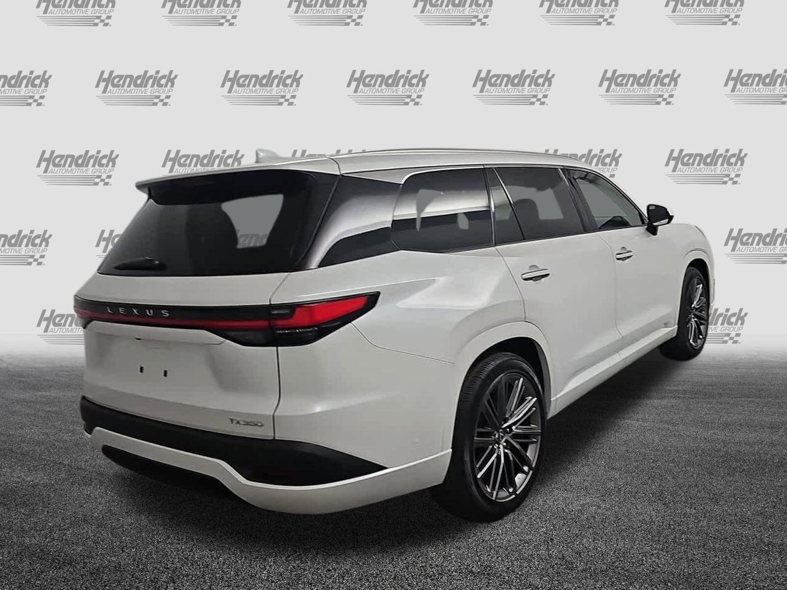 2025 Lexus TX 350 Luxury photo 3