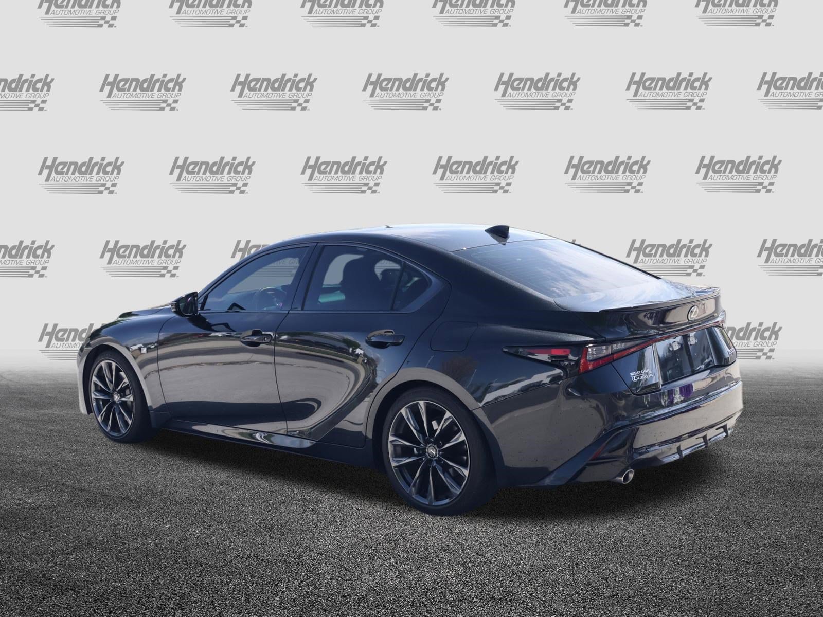 2025 LEXUS IS 350 F SPORT photo 4