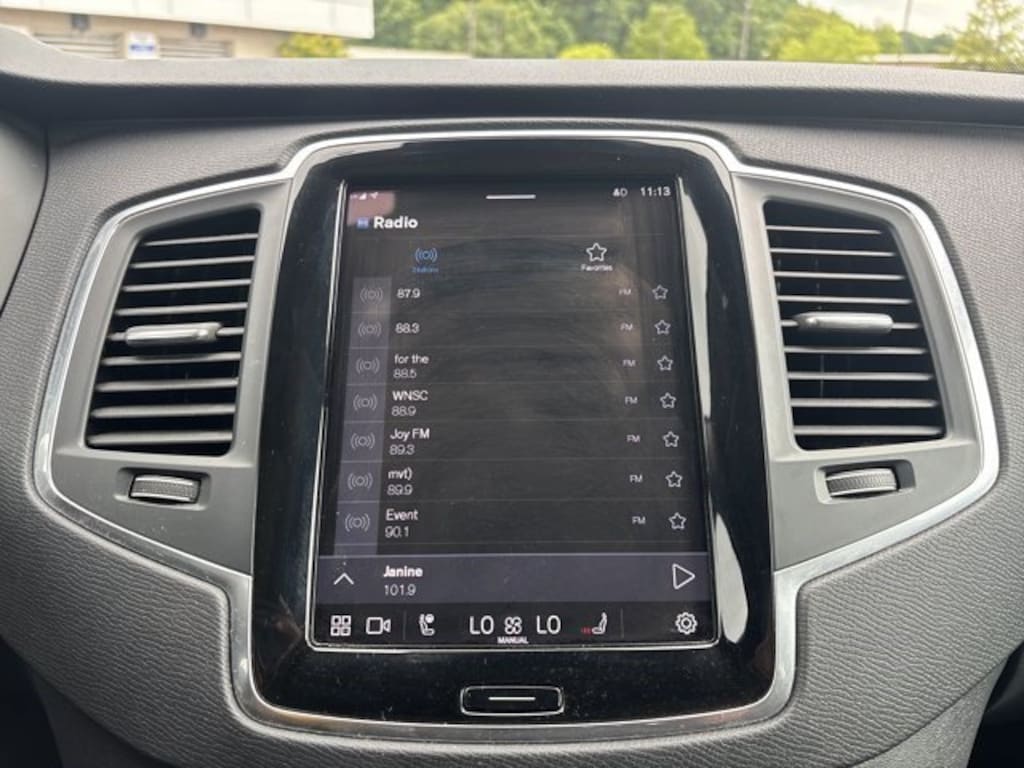 Used 2023 Volvo XC90 Core SUV
