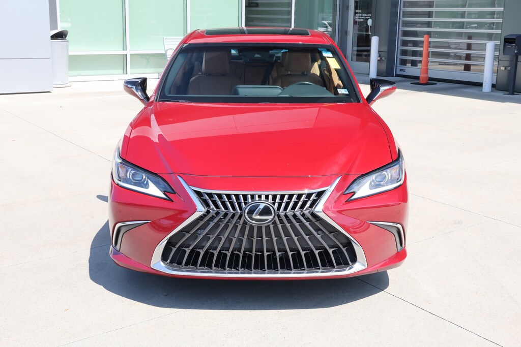 Used 2023 Lexus ES 350 Sedan