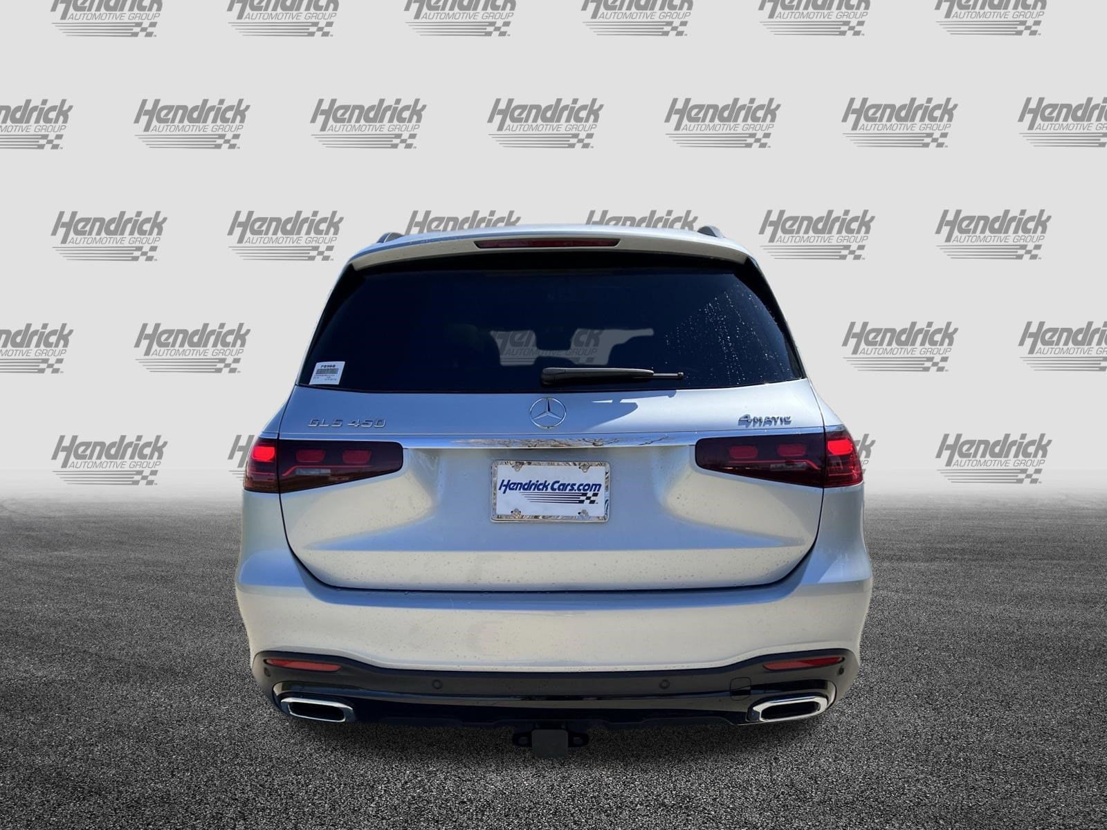 2025 Mercedes-Benz GLS 450 photo 3