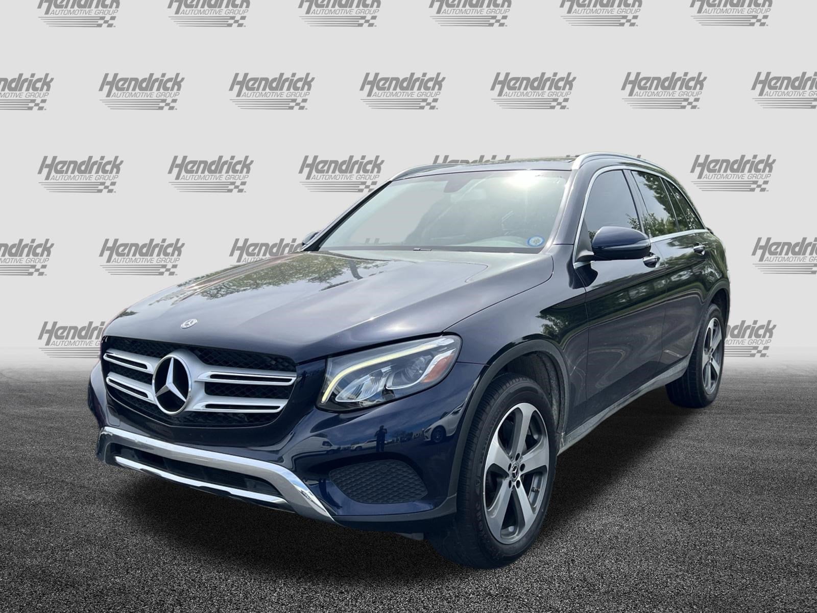 2019 Mercedes-Benz GLC 300 photo 2