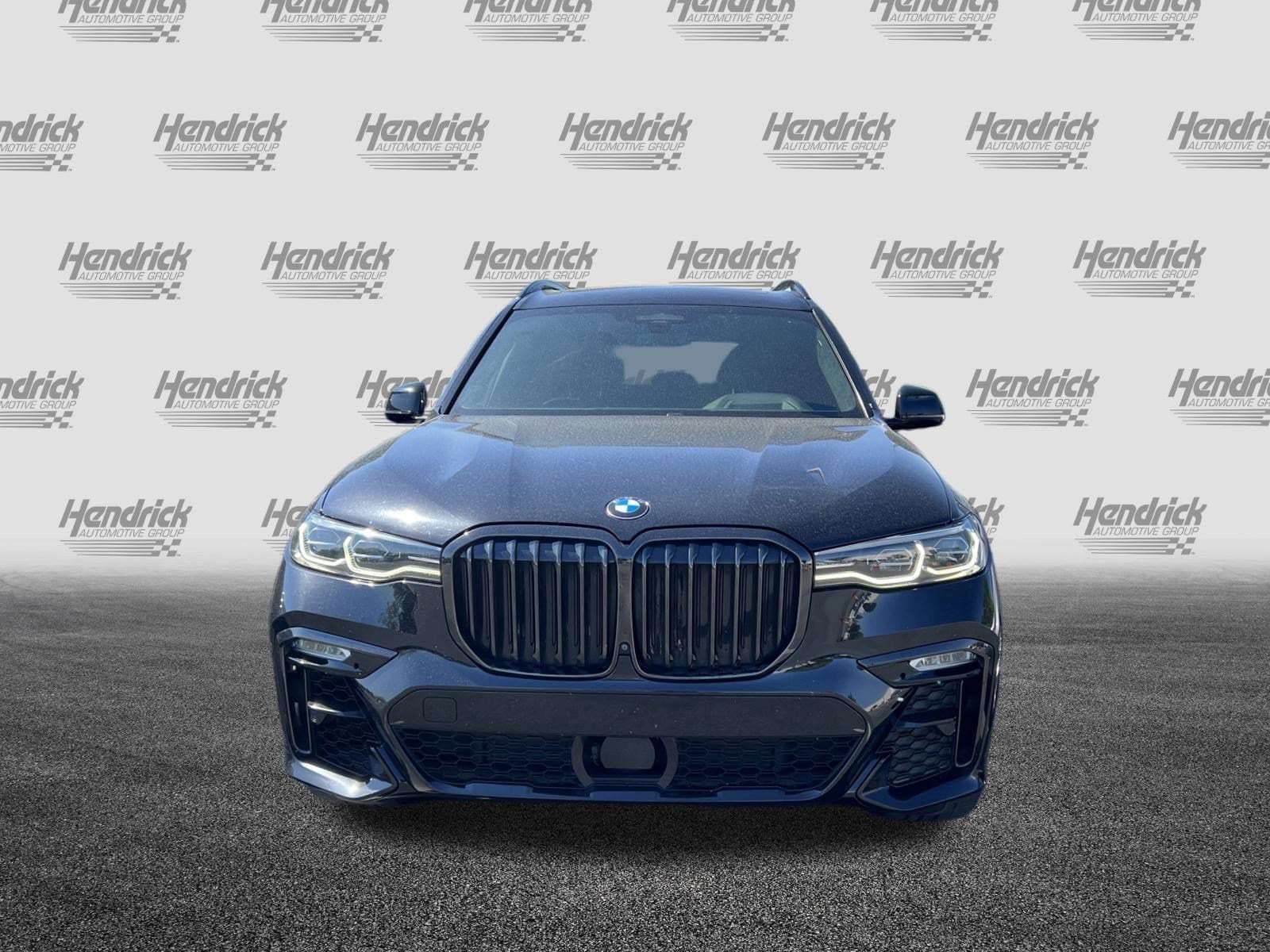 2021 BMW X7 xDrive40i photo 2