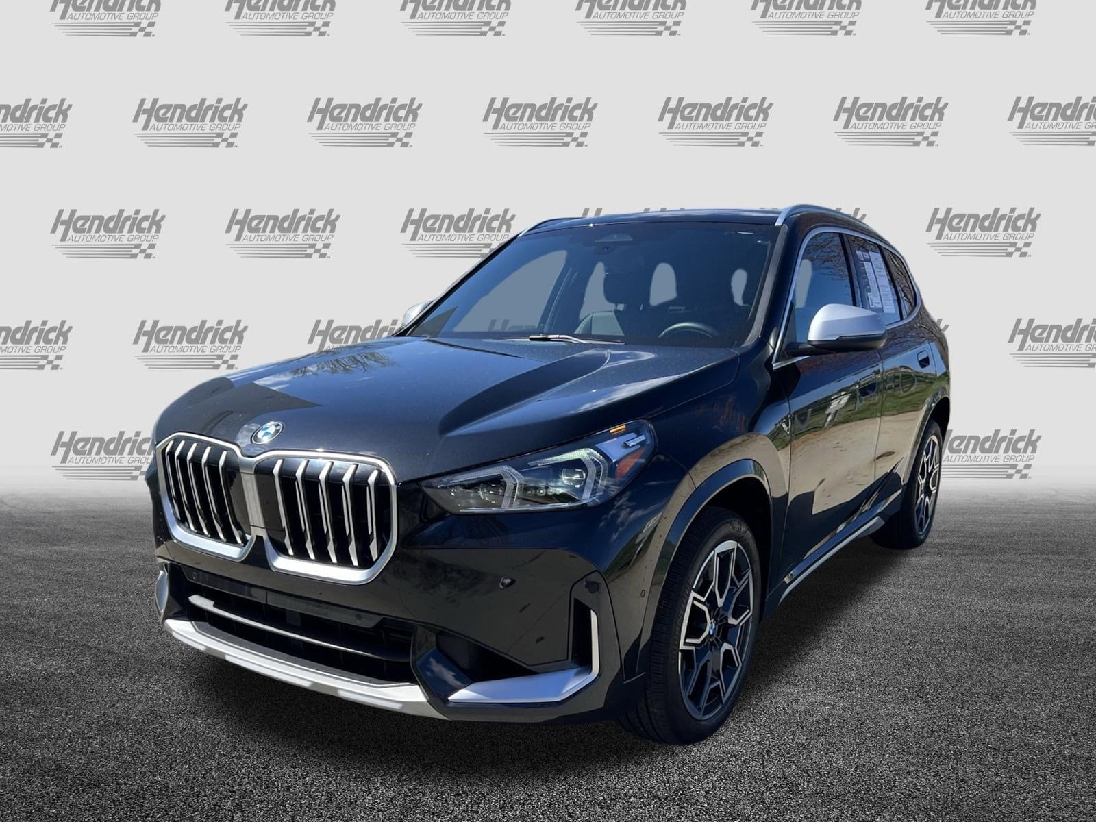 2023 BMW X1 xDrive28i photo 4