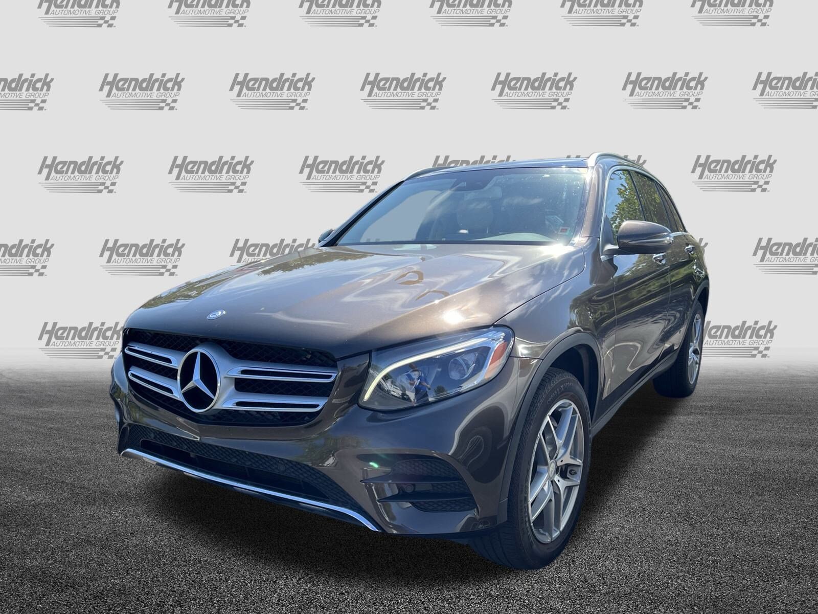 2016 Mercedes Benz GLC 300 photo 3