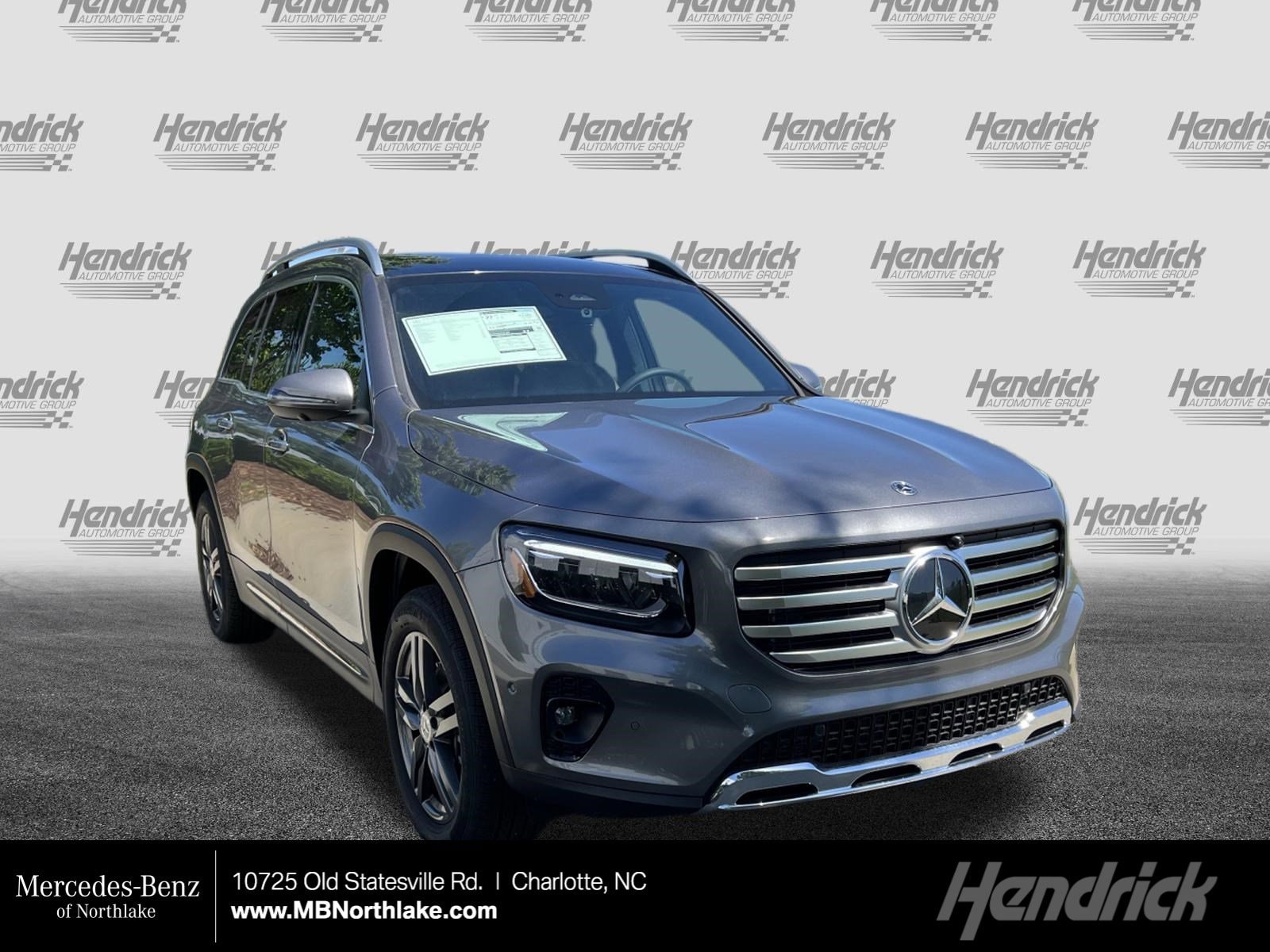 2026 Mercedes-Benz GLB GLB 250 4MATIC's photo