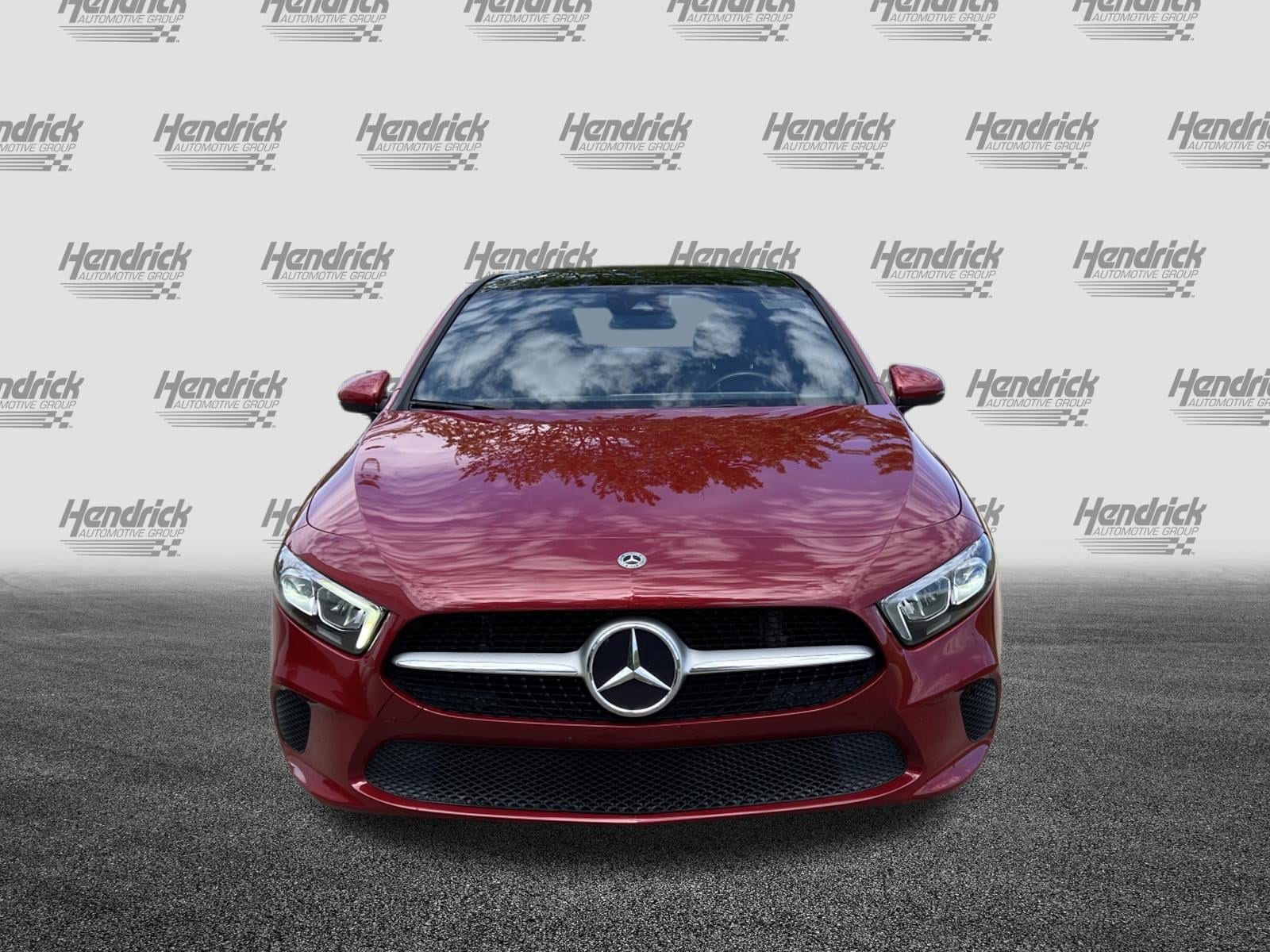 2022 Mercedes-Benz A-Class A 220 photo 2