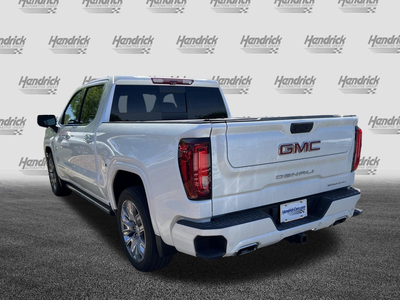 2024 GMC Sierra 1500 Denali photo 6