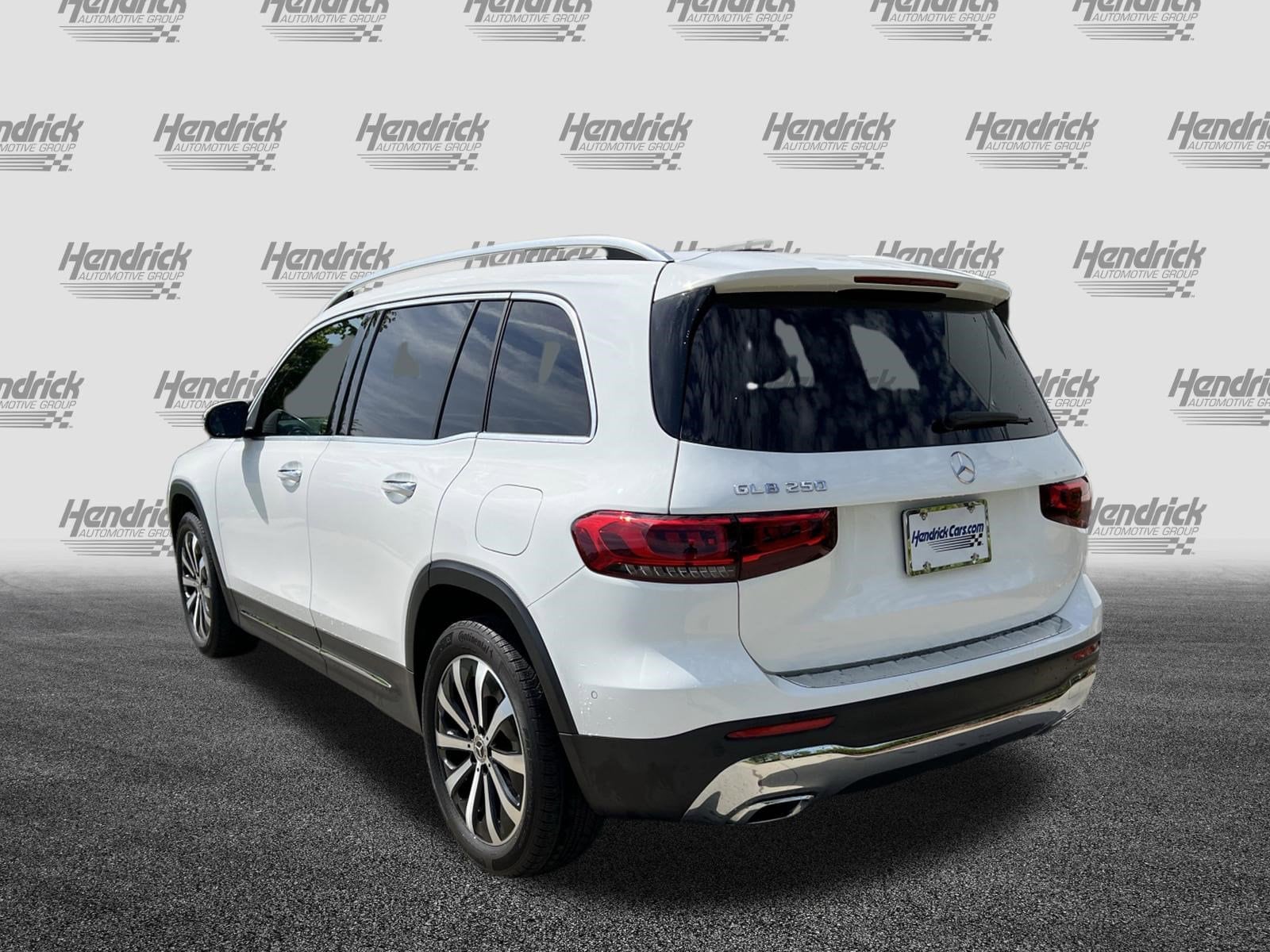 2022 Mercedes-Benz GLB 250 photo 5