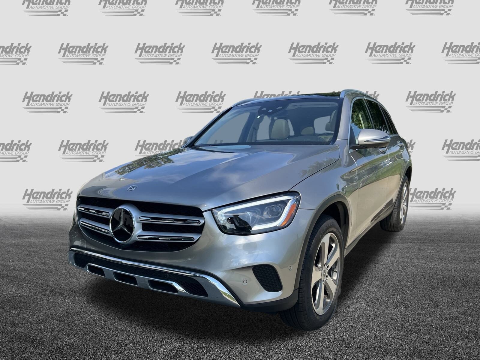 2022 Mercedes Benz GLC 300 4MATIC photo 3