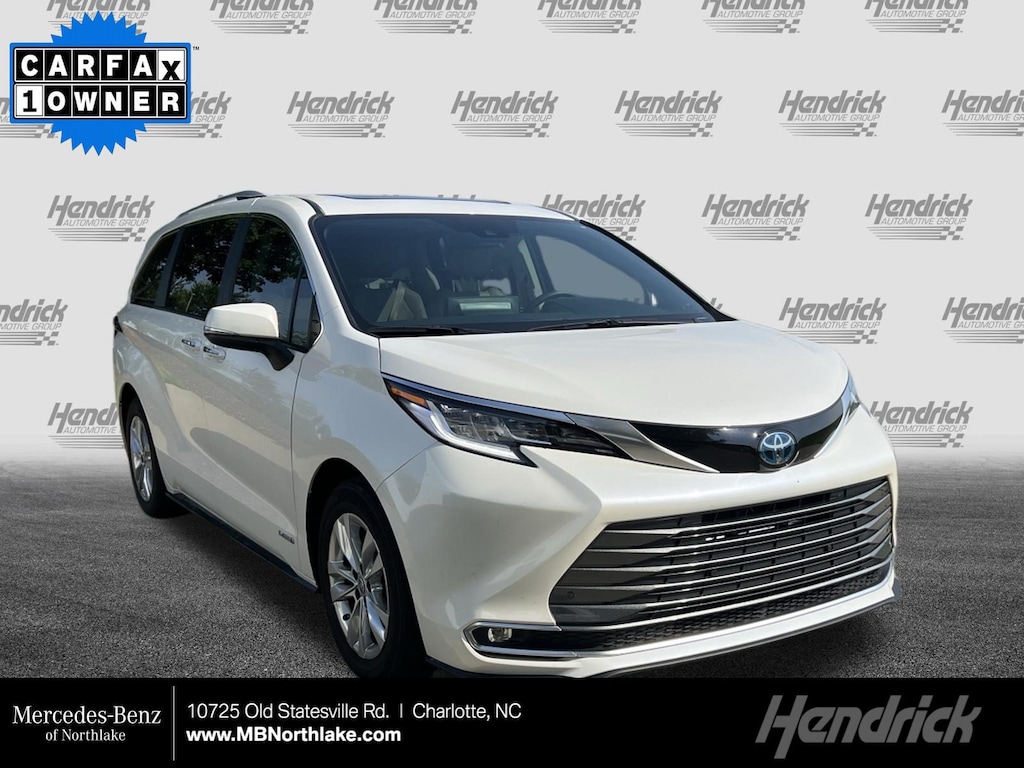 Used 2021 Toyota Sienna Limited Minivan