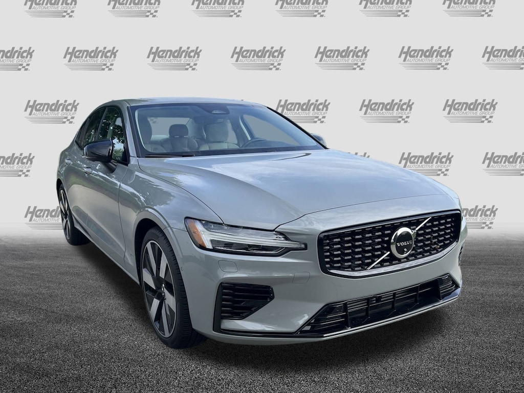 Used 2024 Volvo S60 Recharge Plug-In Hybrid Plus Dark Theme Sedan