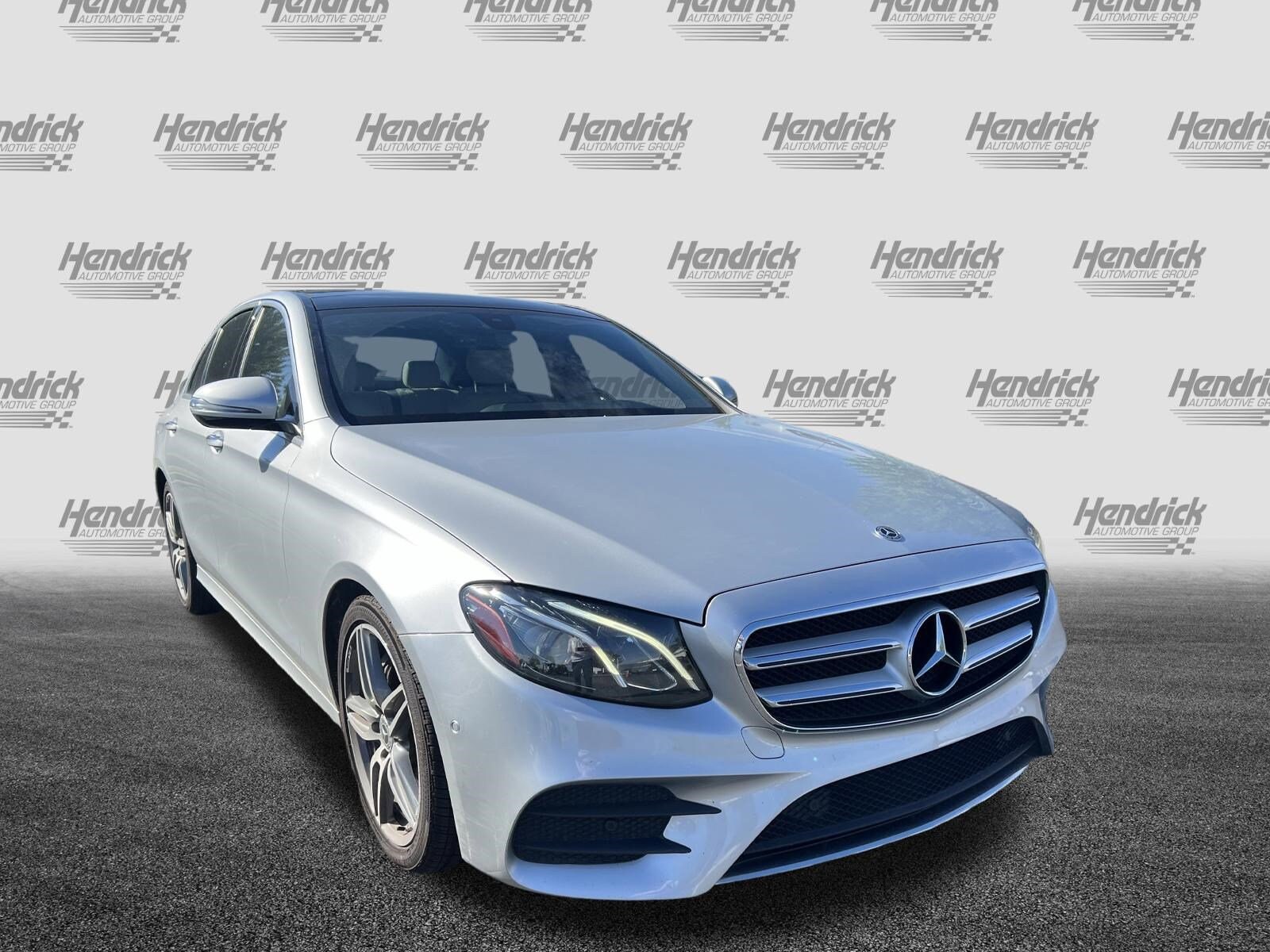 2017 Mercedes Benz E 300 Sport photo 2