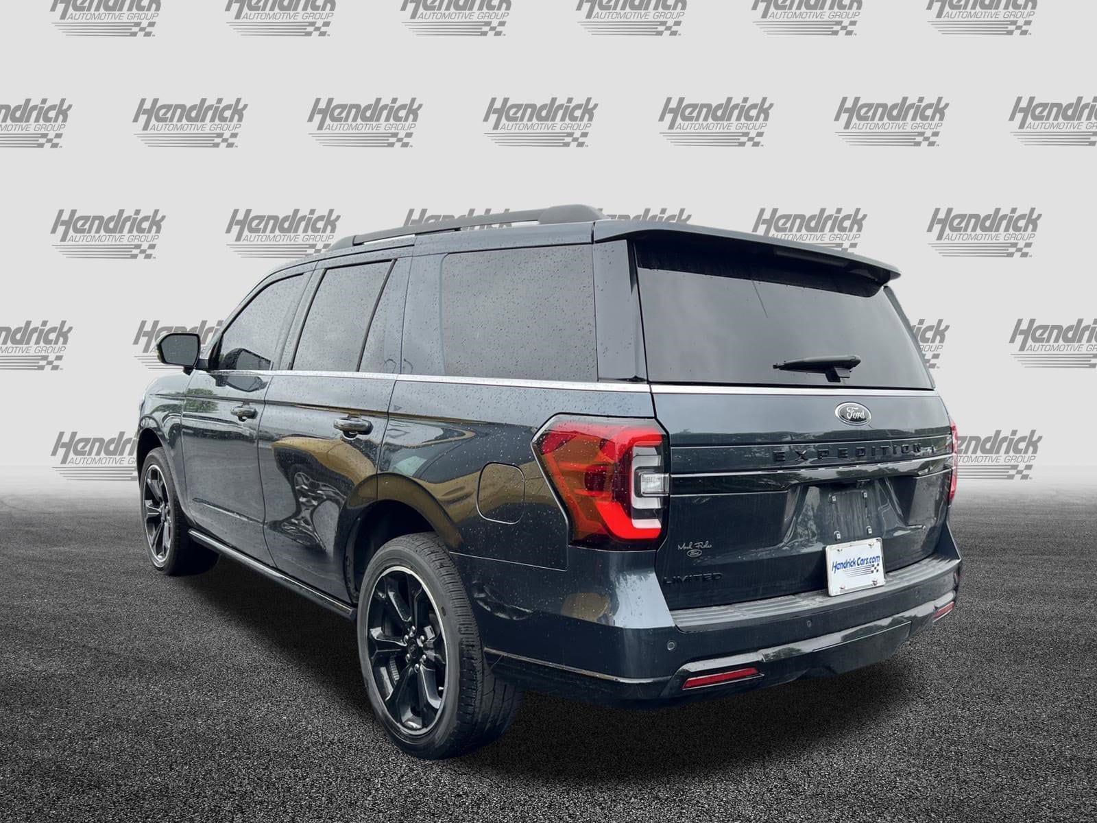 2024 Ford Expedition Limited photo 3