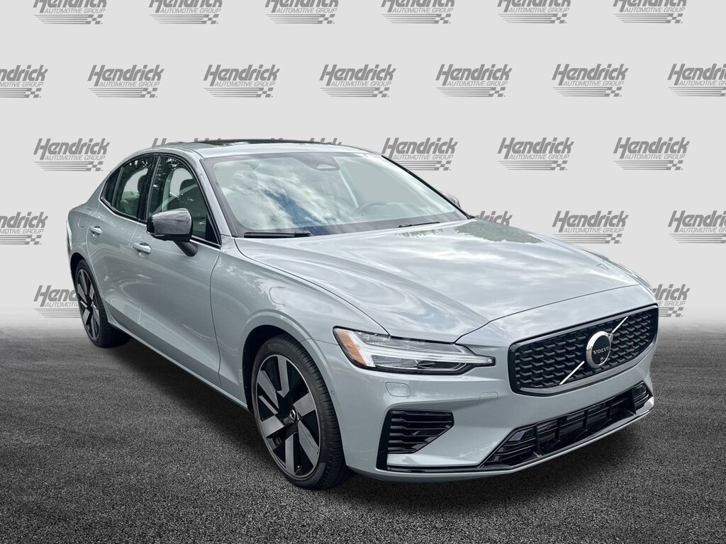 Used 2024 Volvo S60 Recharge Plug-In Hybrid Plus Dark Theme Sedan