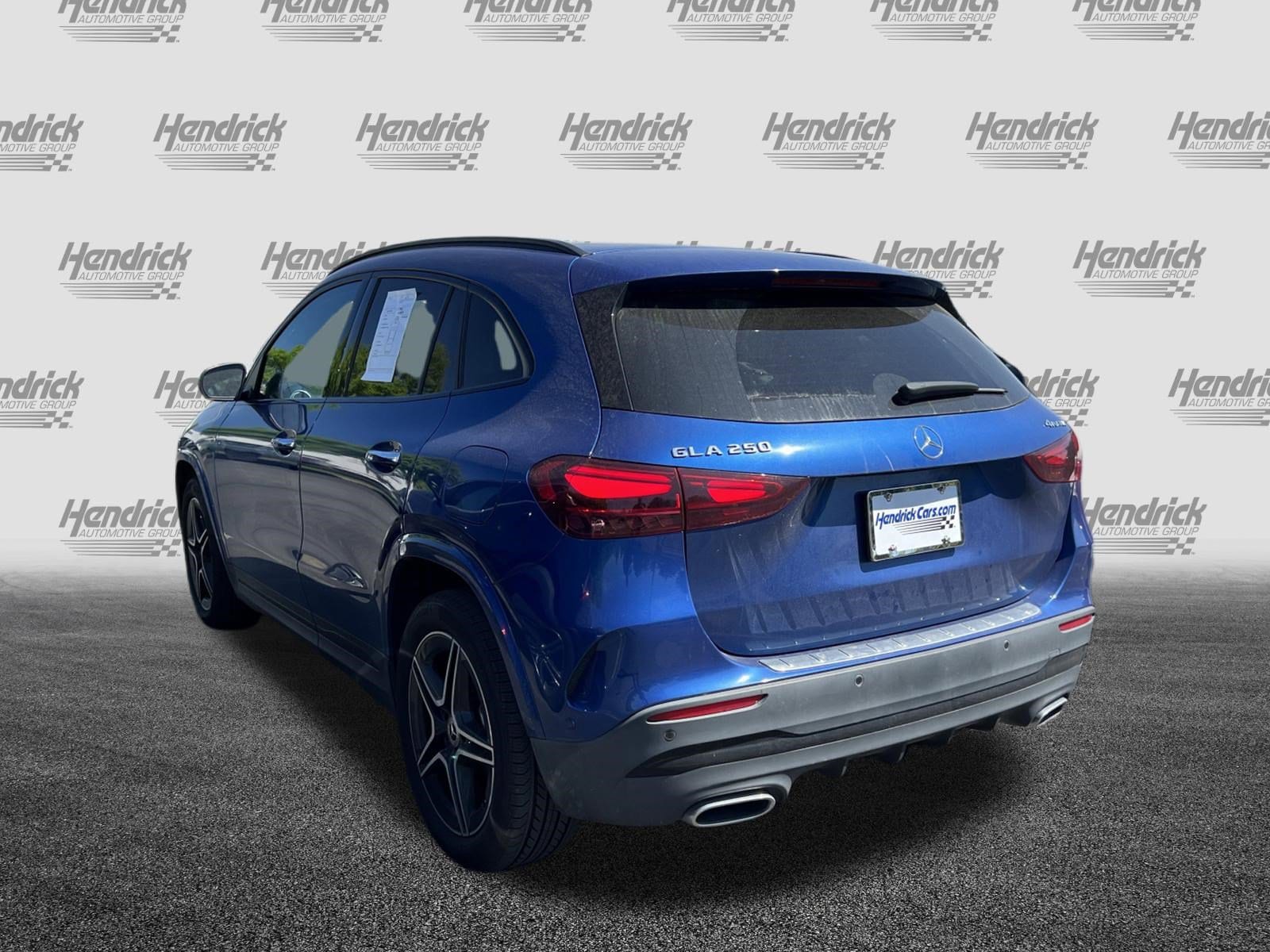 2025 Mercedes-Benz GLA 250 photo 3