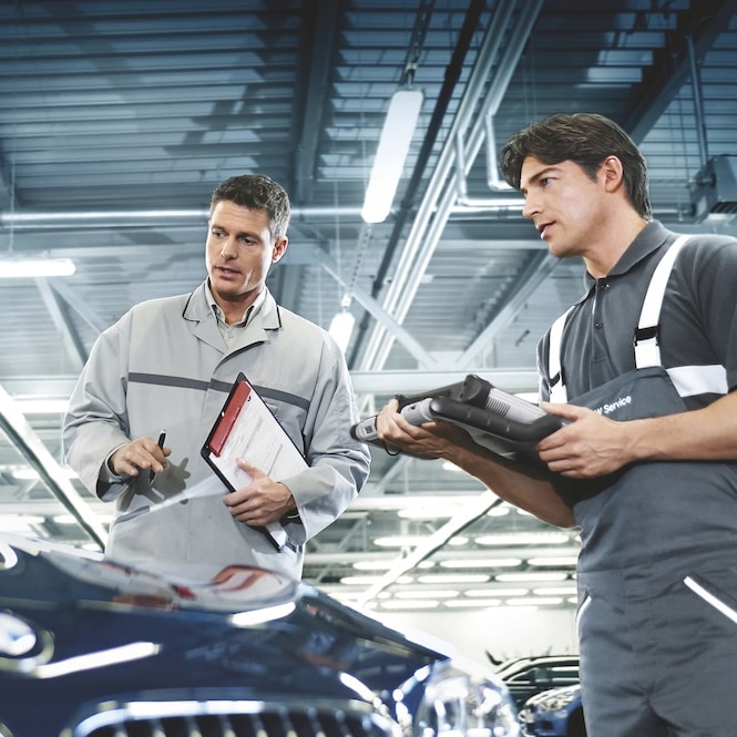 Mercedes-Benz Service Center